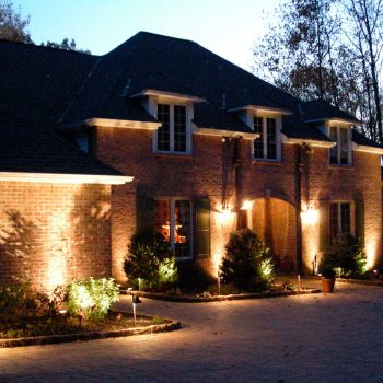 Oakly Landscaping-Landscape Lighting-3