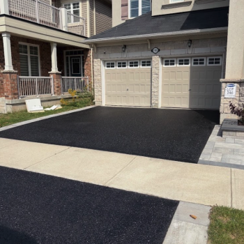 asphalt installation in Etobicoke