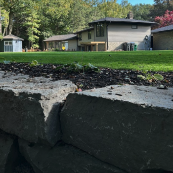 retaining wall mississauga